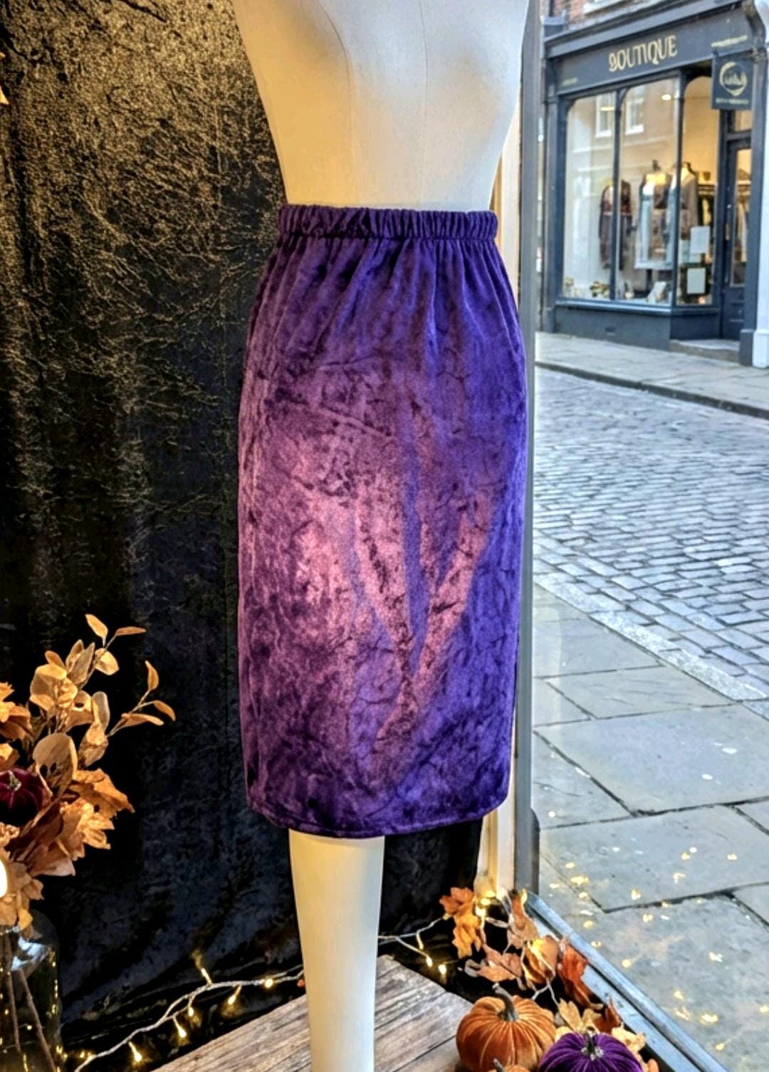 Purple Crushed Velvet Pencil Skirt - Gothic Witch Costume Size 6 - 10 (UK) - Oh My Gothness