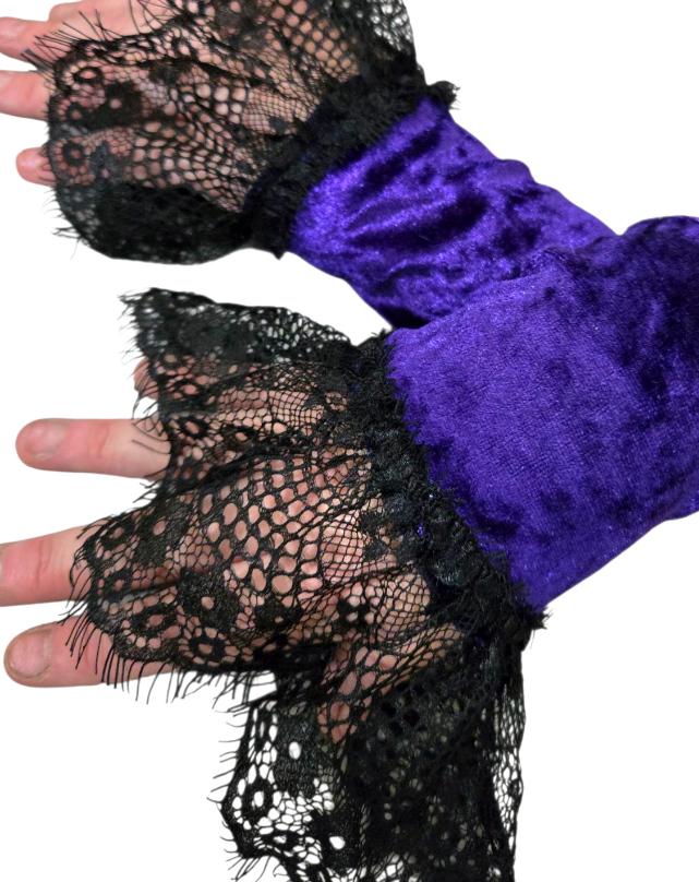 Purple Velvet & Deep Black Lace Wrist Cuffs Free Size Goth Whitby Victorian Style Larp Fancy Dress Gothic VA1 - Oh My Gothness