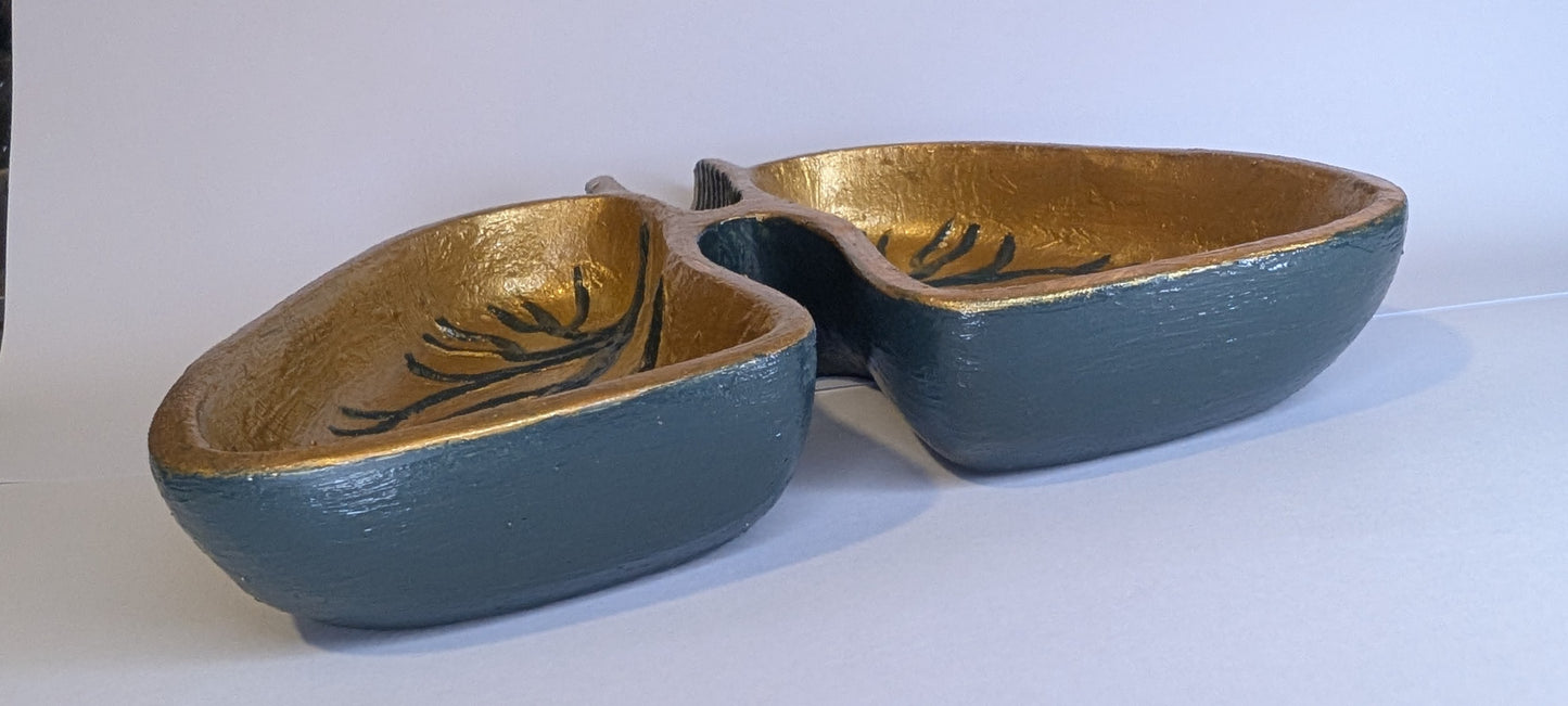 Hand cast Human Lungs Jewellery Trinket in Gold and Dark Green. Macabre Spooky Home Decor Gift