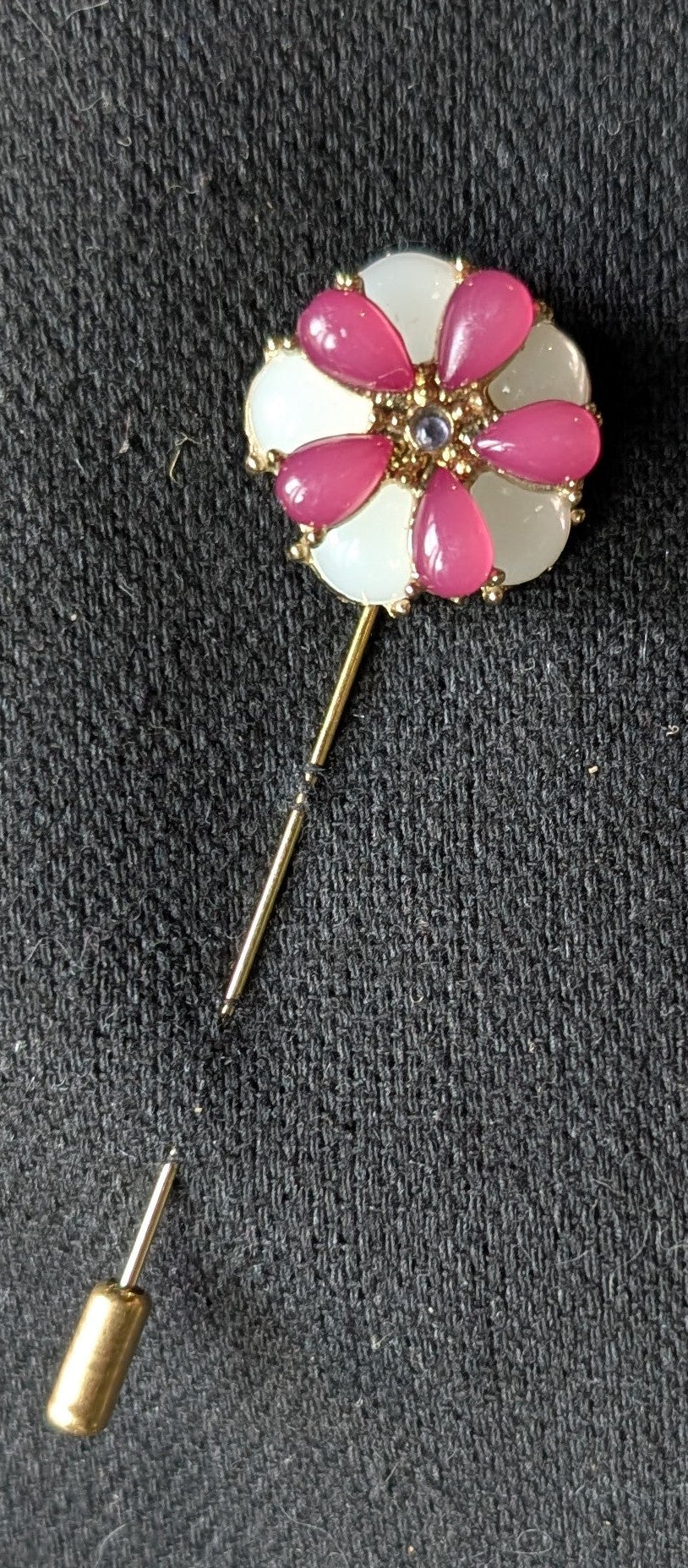 Pink and white Diamante Flower Lapel Pin Set in Gold Tone Metal - Vintage Style Accessory