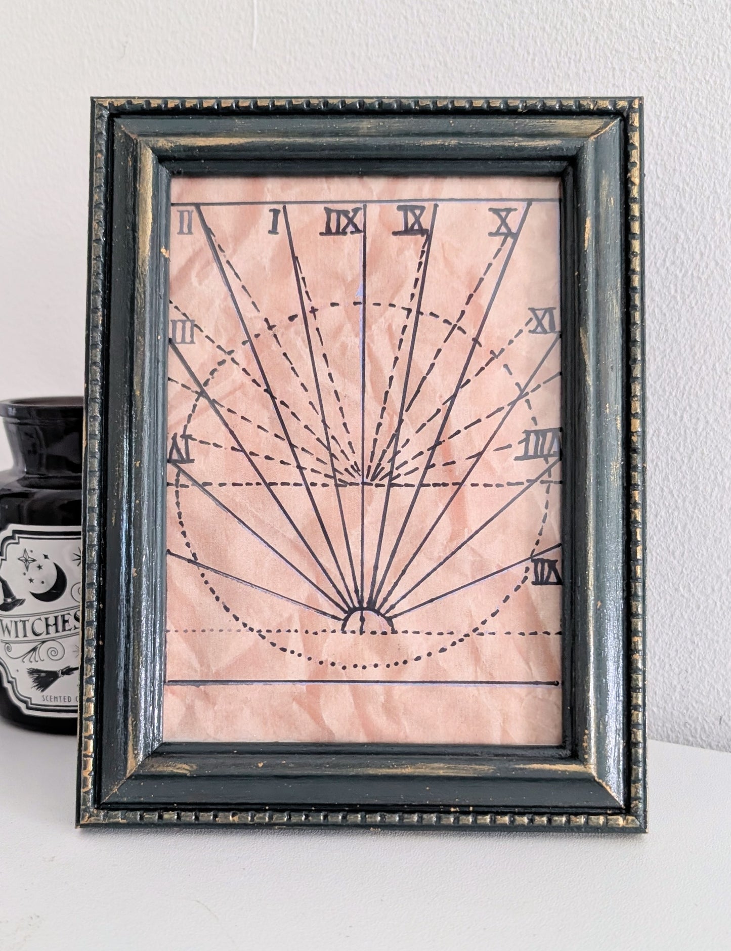5 x 7 freestanding picture frame in green with lightly brushed gold distressed effect. Romantic Gothic home decor