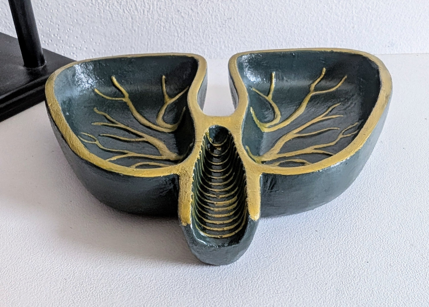 Hand cast Forest Green+ Gold Human Lungs Jewellery Trinket. Dark Aesthetic Home Decor Gift