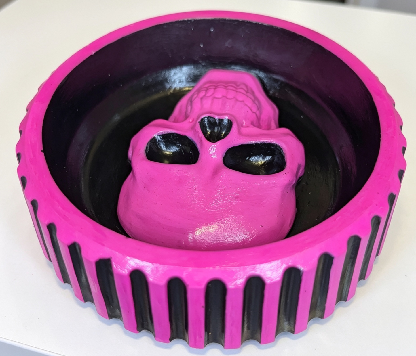Hand cast and painted black and bright pink chunky skull round jewellery trinket