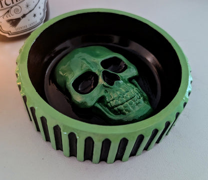 Hand Cast  Bright Green and Black Chunky Skull Trinket Jewellery Dish Holder. Gothic House Gift