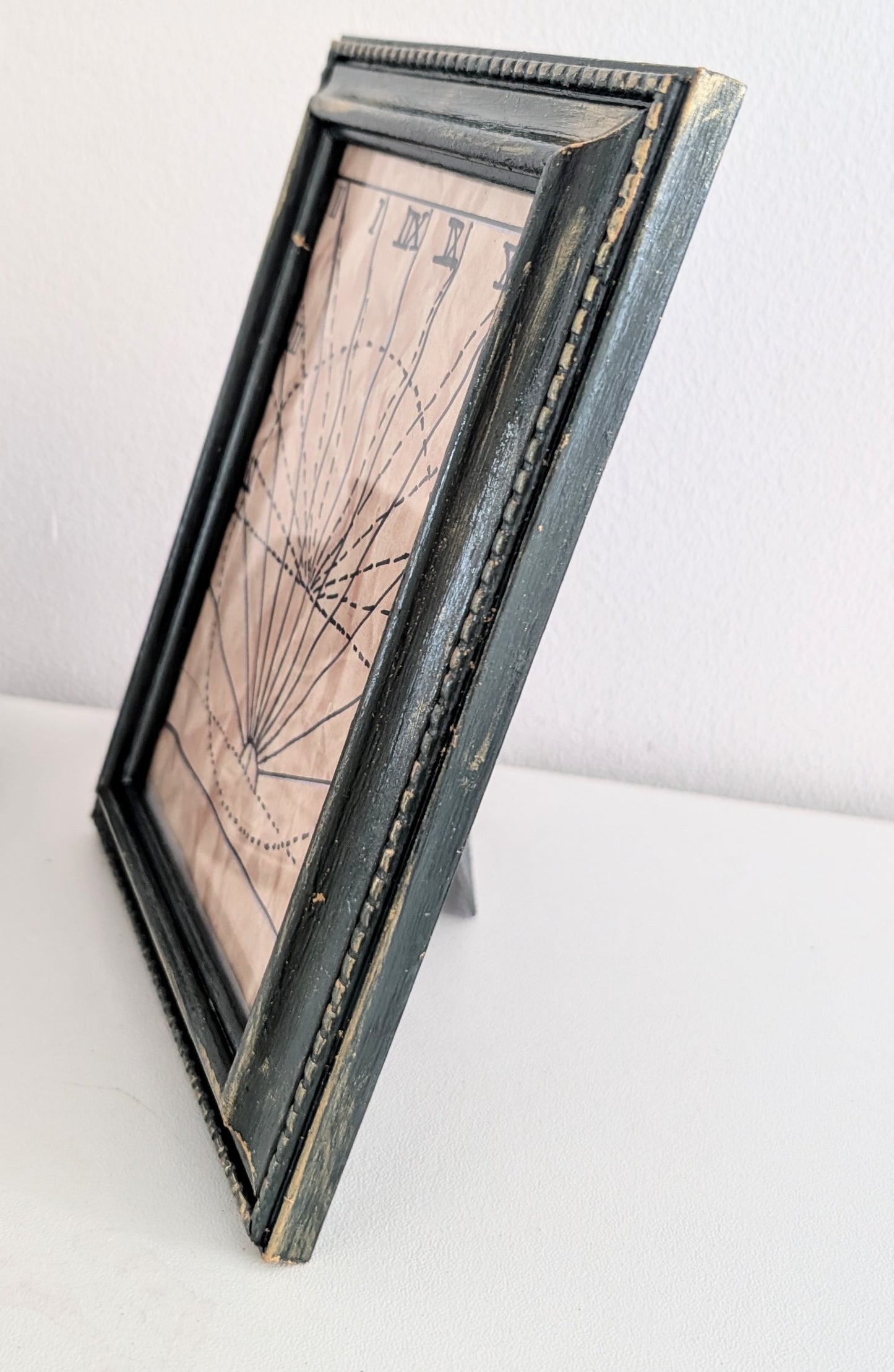 5 x 7 freestanding picture frame in green with lightly brushed gold distressed effect. Romantic Gothic home decor