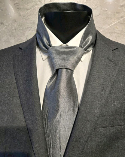 Silver Grey Crinkle Silky Cravat Bow Tie - Steampunk, Victorian, Wedding, Gothic, Races - Oh My Gothness