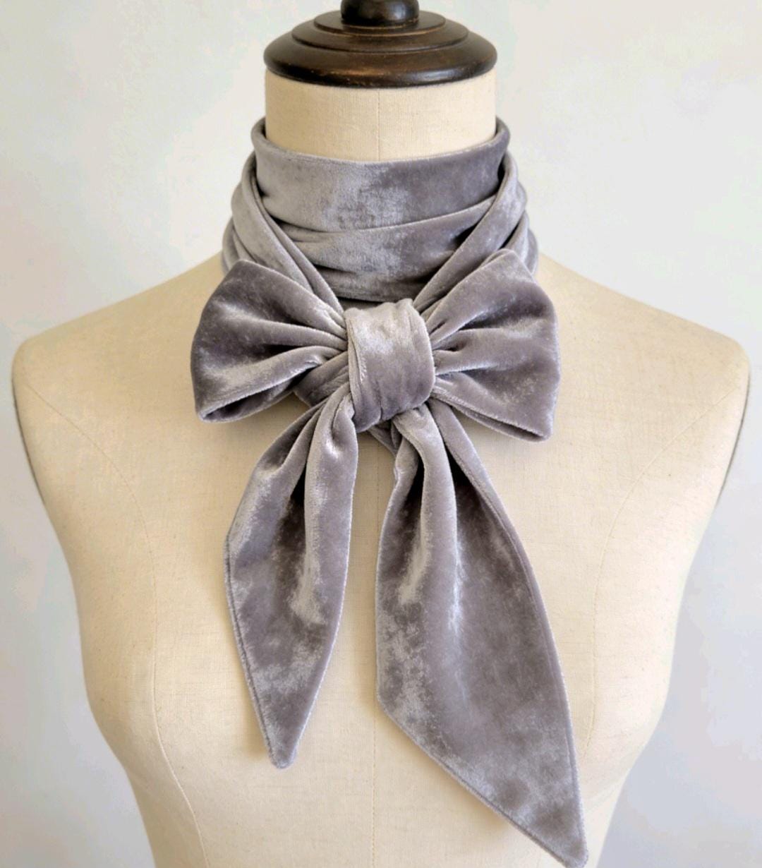 Silver Grey Crushed Velvet Pussy Bow Cravat Tie - Steampunk Victorian Costume Wedding - Oh My Gothness