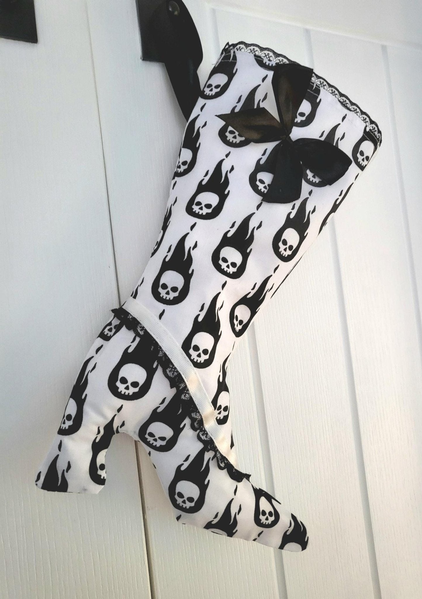 Stiletto Christmas Stocking: Black & White Skulls, Lace Ribbon - Oh My Gothness